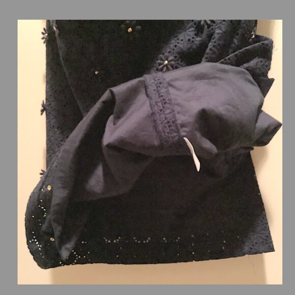 Talbot navy lace Pencil Skirt with flower applique, size 10 - Picture 8 of 8